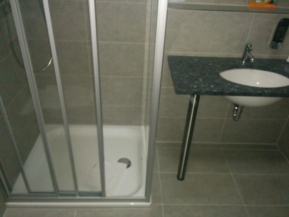 Dusche Seehotel Adler