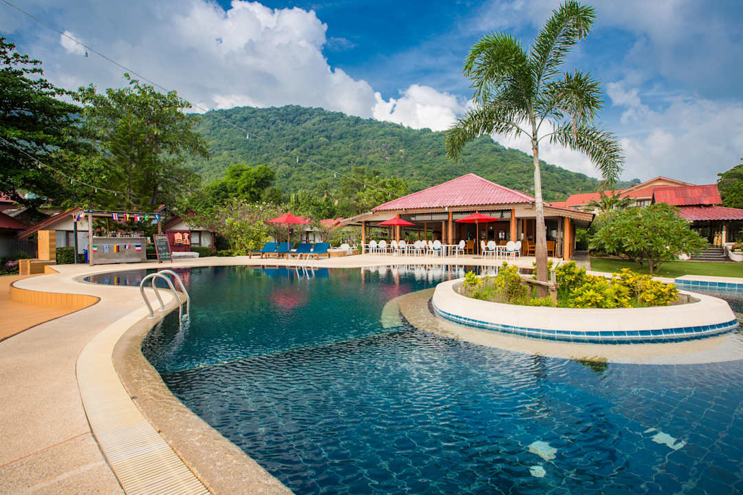 Pool BURI BEACH Resort