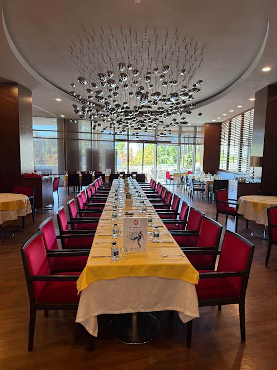 Gastro The Sense Deluxe Hotel