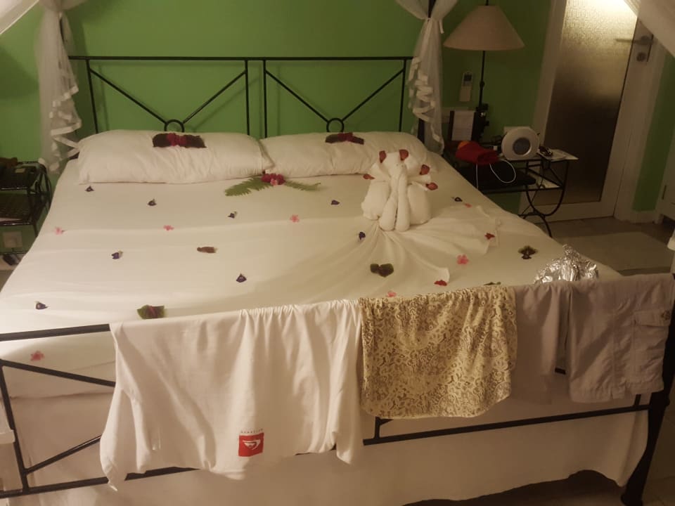 Zimmer Kuredu Island Resort & Spa