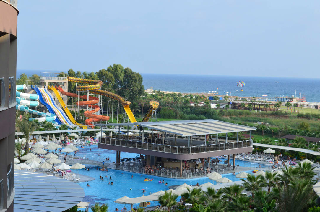 Blick vom Balkon unseres Zimmers Sunmelia Beach Resort