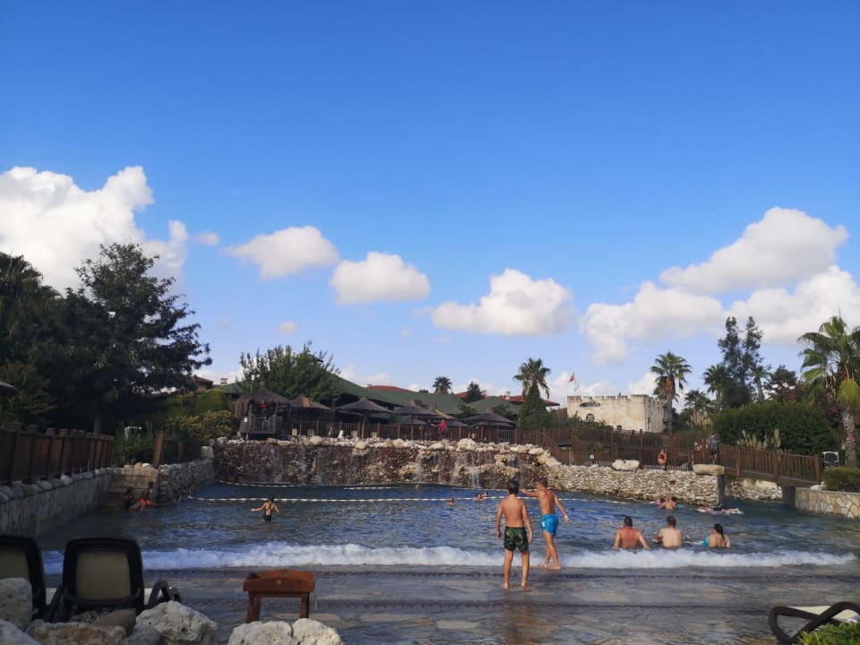 Pool Club Grand Side