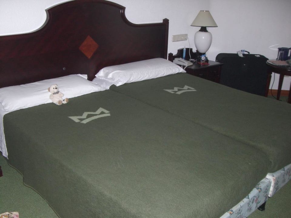 Das Bett Hotel Riu Oliva Beach Resort