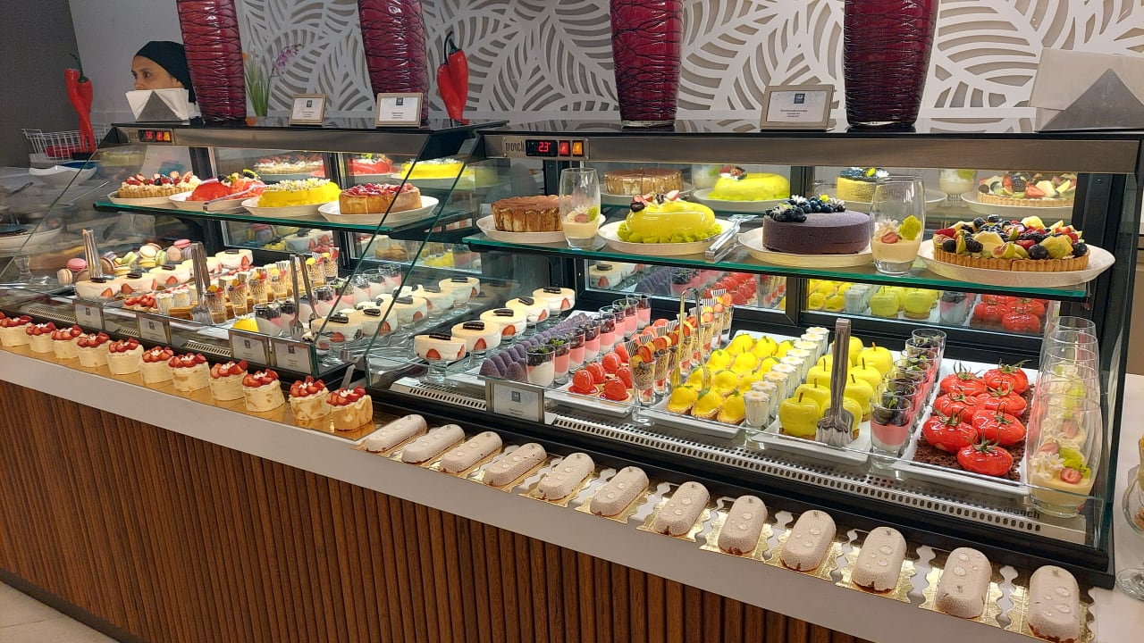 Gastro Jacaranda Luxury Resort