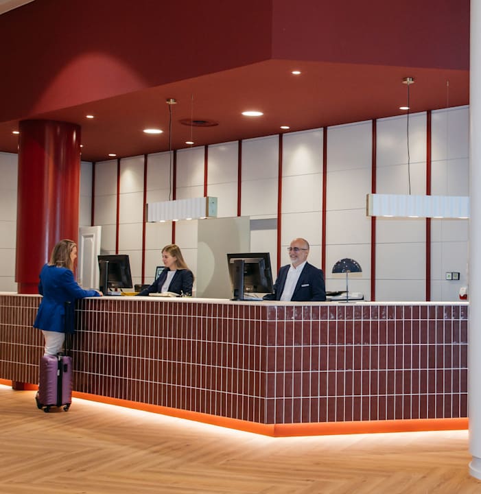 Lobby Rafaelhoteles Atocha