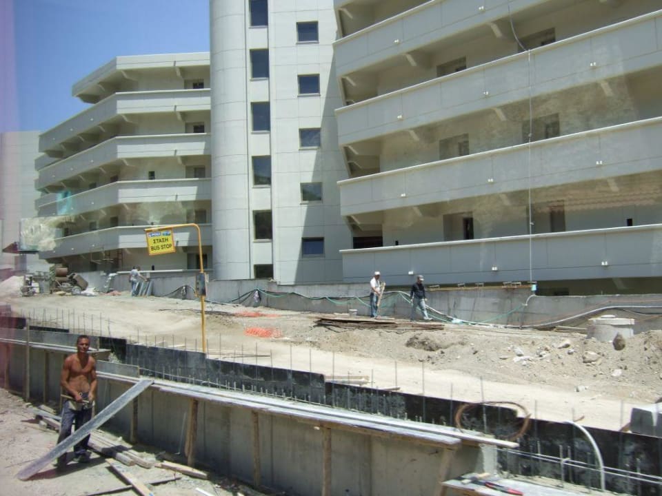 Nachbargrundstück Rodos Palladium Leisure & Wellness