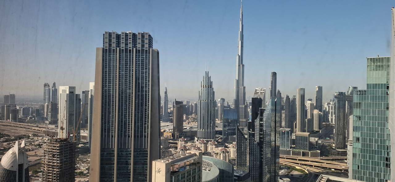 Zimmer Rose Rayhaan by Rotana