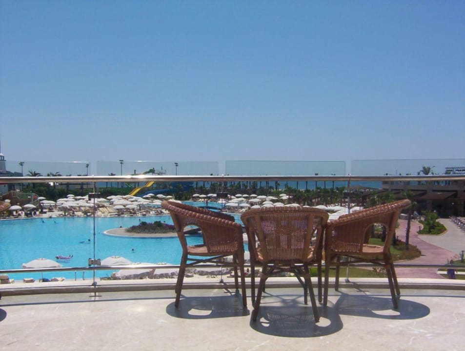 Außenterrasse Hotel Miracle Resort