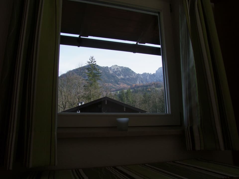 Вид из окна на Альпы Haus Alpeltal