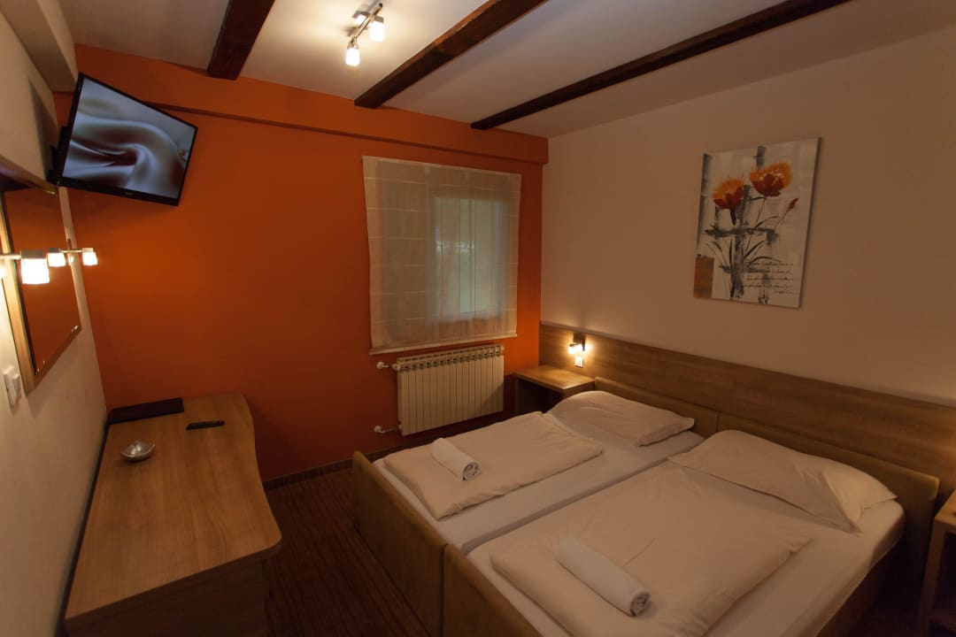 Roomd (inside) Plitvice Holiday Resort