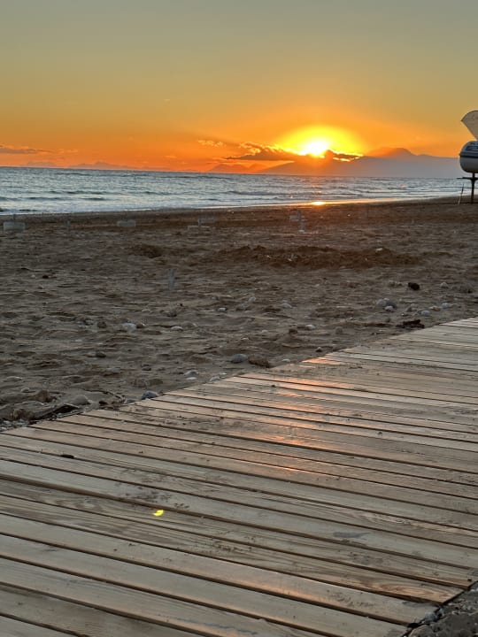 Strand Jacaranda Luxury Resort