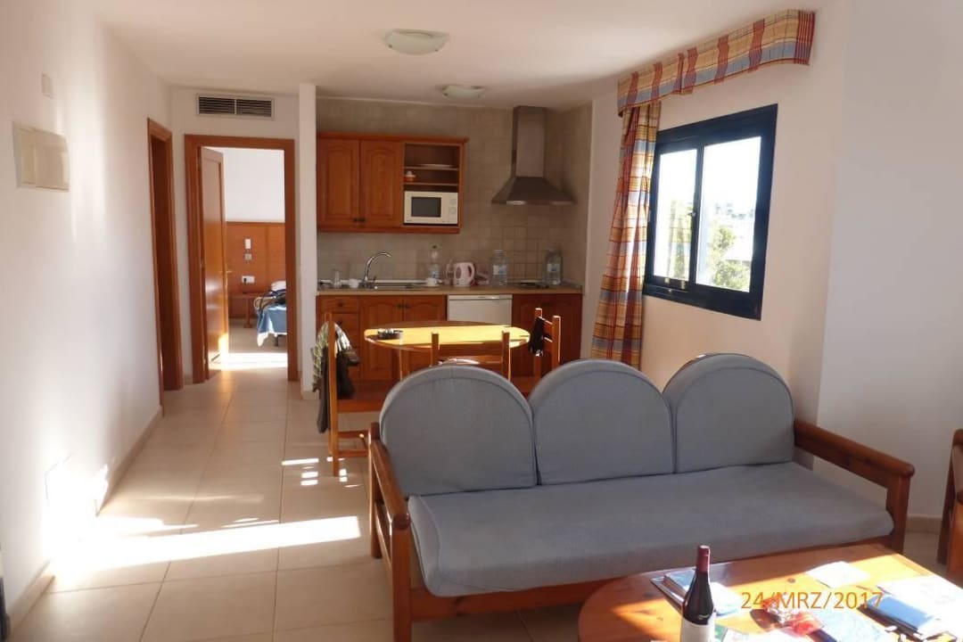 Geräumiger Wohnraum A 23 Aparthotel Costa Mar