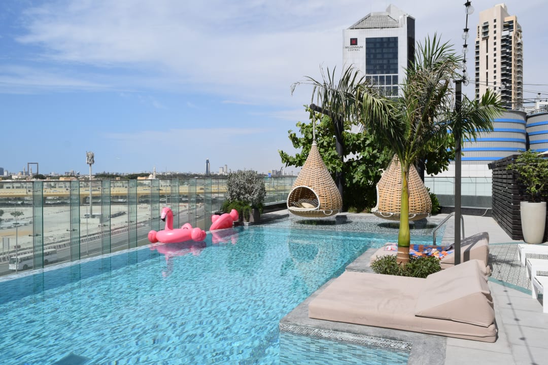 Pool Hotel Indigo Dubai Downtown by IHG