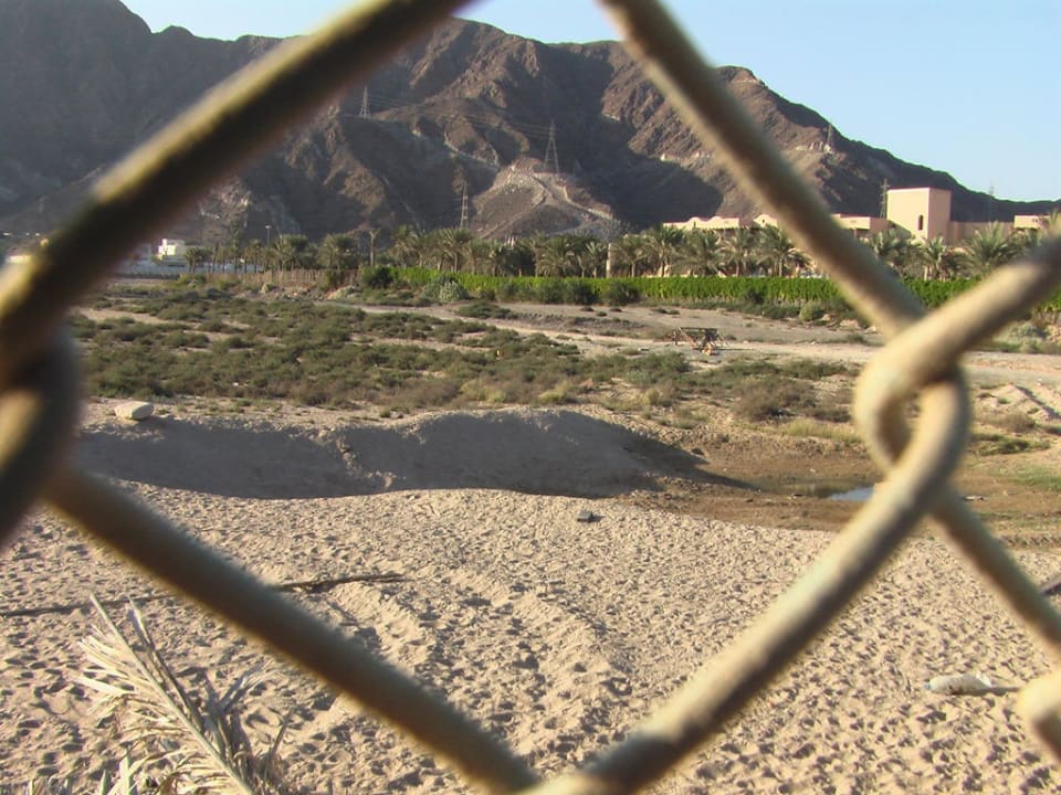 Baustelle ruht Hotel Le Meridien Al Aqah Beach Resort