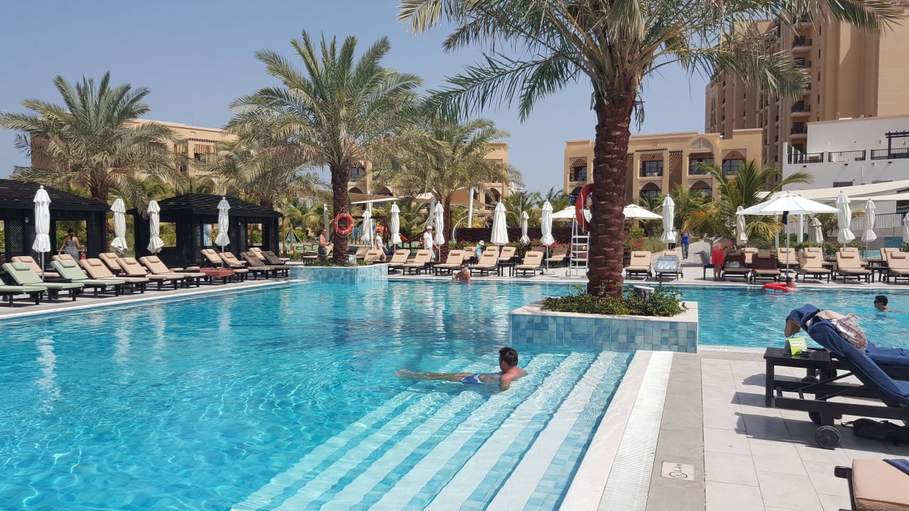 Pool 1 DoubleTree by Hilton Resort & Spa Marjan Island