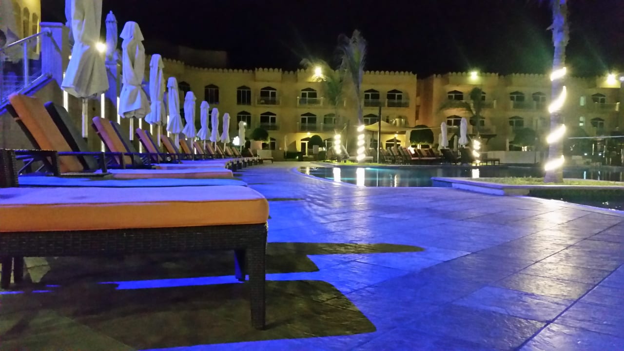 Pool Wyndham Garden Salalah Mirbat