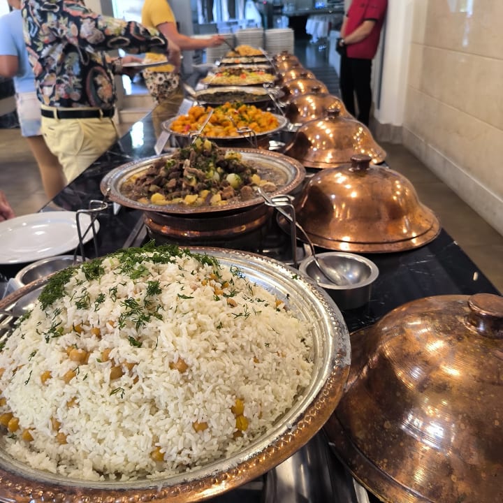 Gastro Can Garden Beach