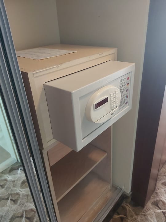 Zimmer Salamis Bay Conti Resort Hotel & Casino