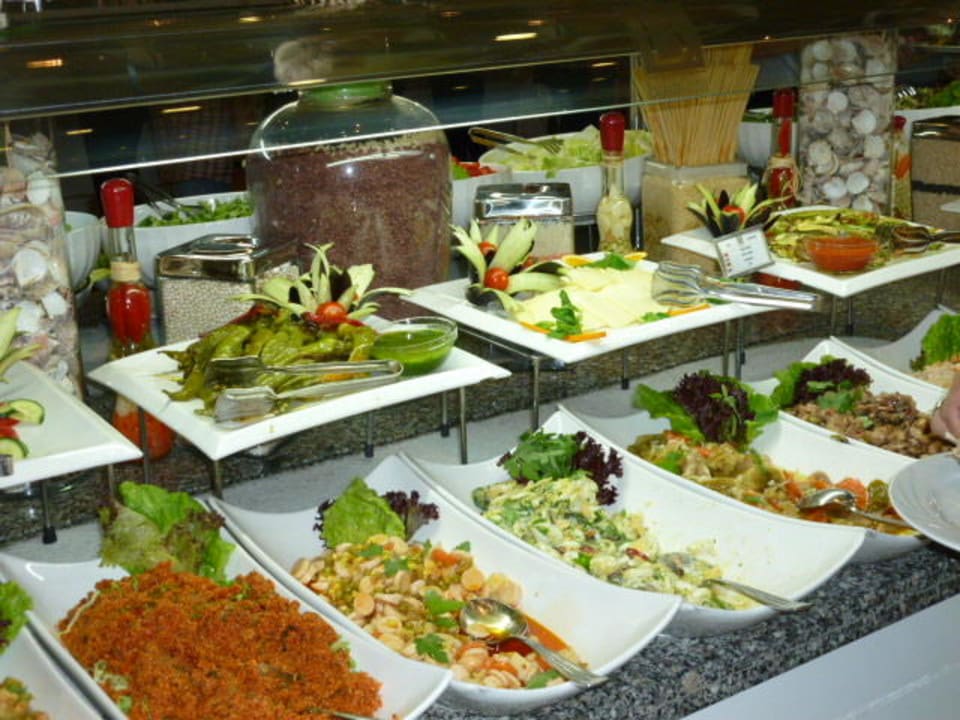 Buffet froid, salades Hotel Baia Lara
