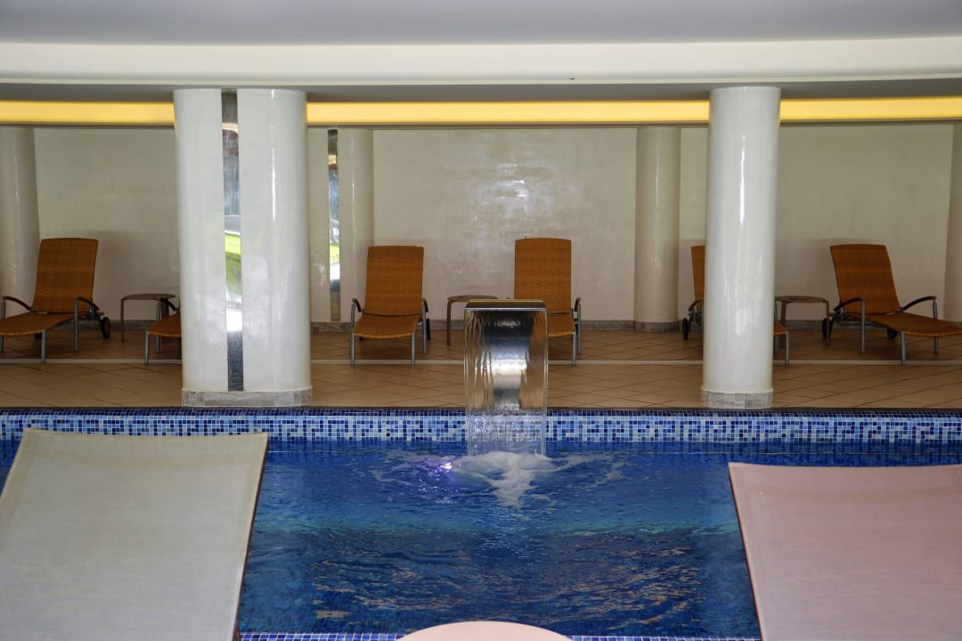 Innenpool  Hotel Es Port