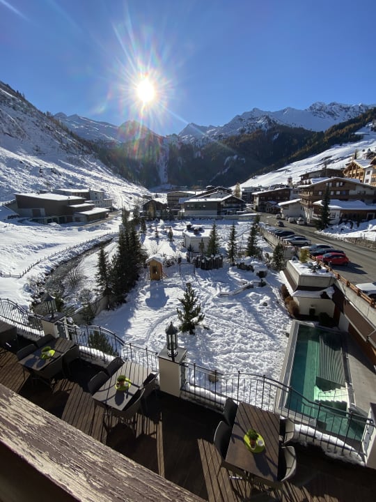 Außenansicht Hotel Alpenhof