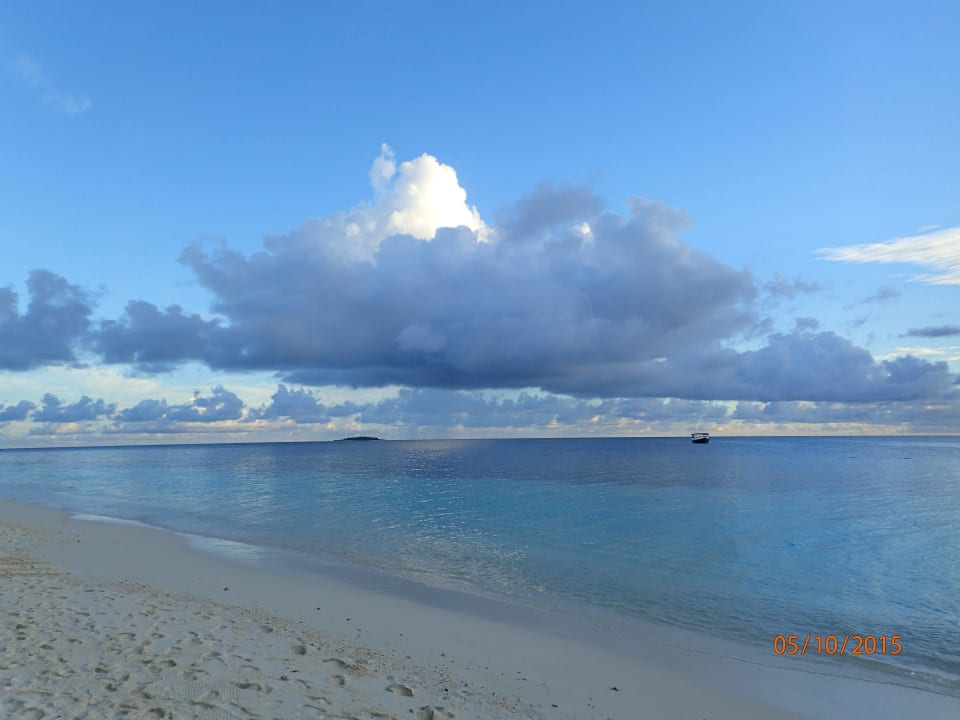 Schönes Meer ROBINSON MALDIVES