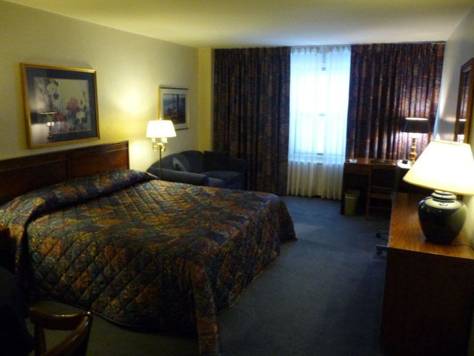 Zimmer 1006 Murray Hill East Suites