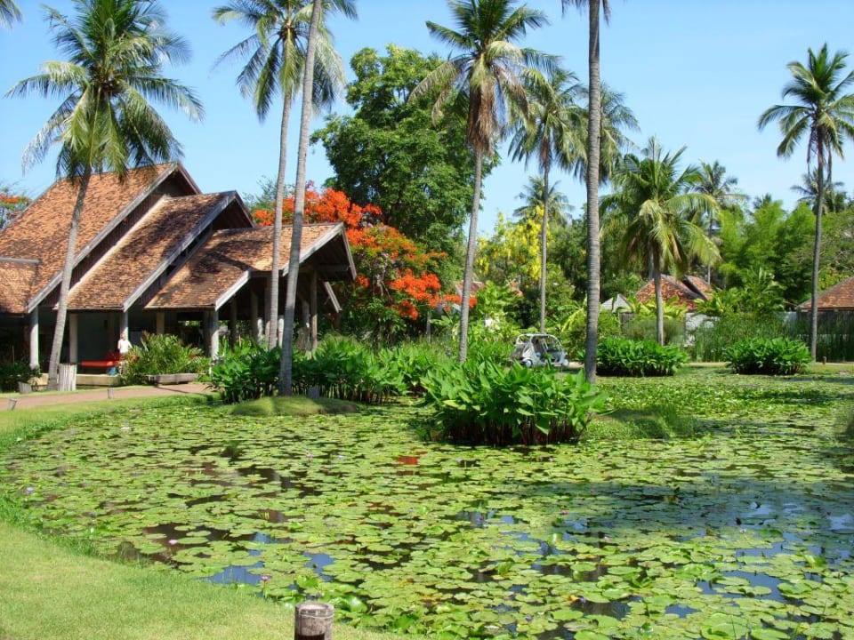 wunderschöne Gartenanlage Wyndham Hua Hin Pranburi Resort & Villas