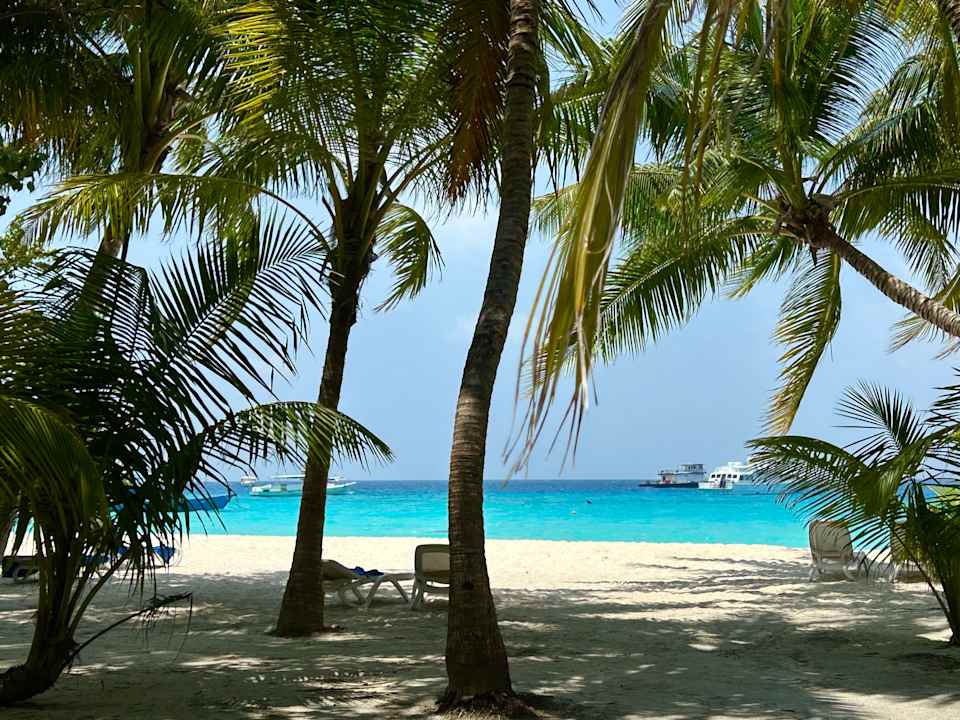 Strand Kuramathi Maldives