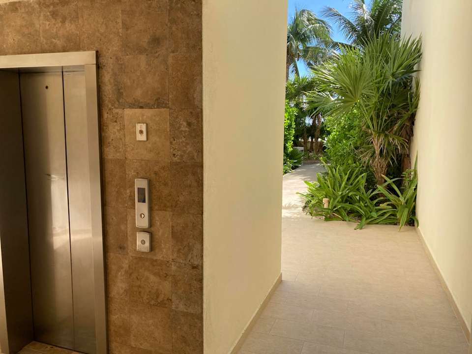 Zimmer Akumal Bay Beach & Wellness Resort