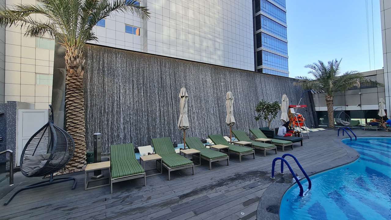 Pool Al Khoory Sky Garden Hotel