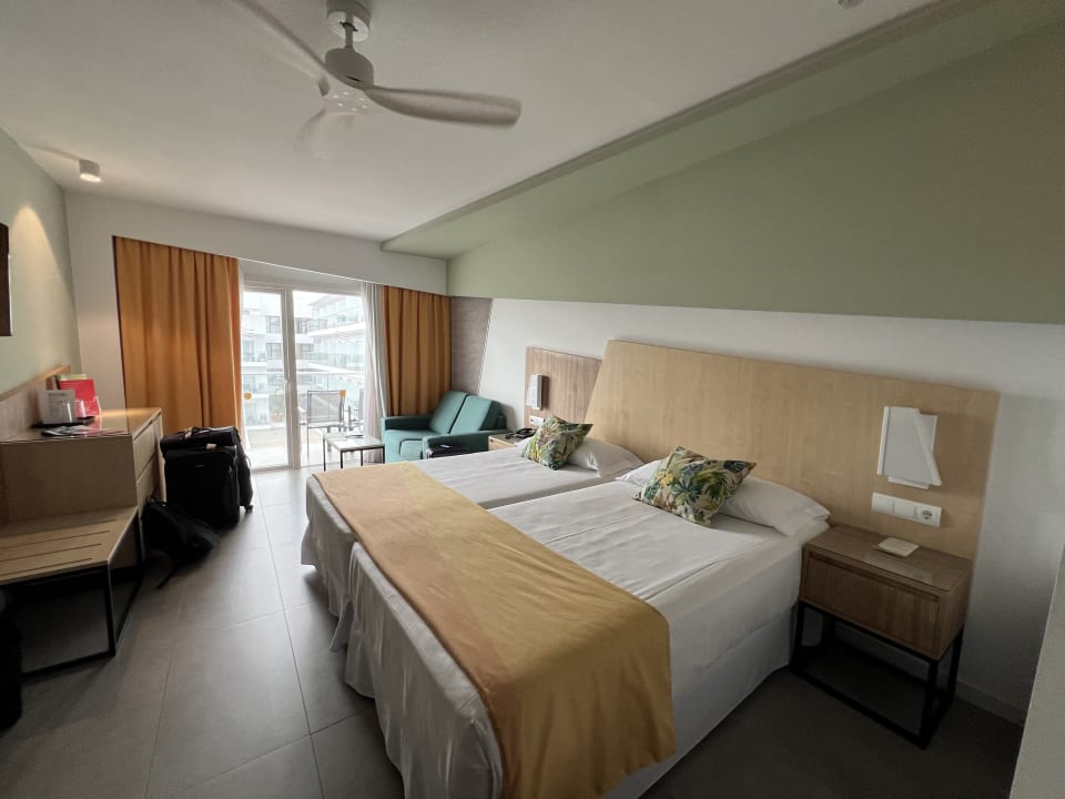 Zimmer Hotel Riu Playa Park
