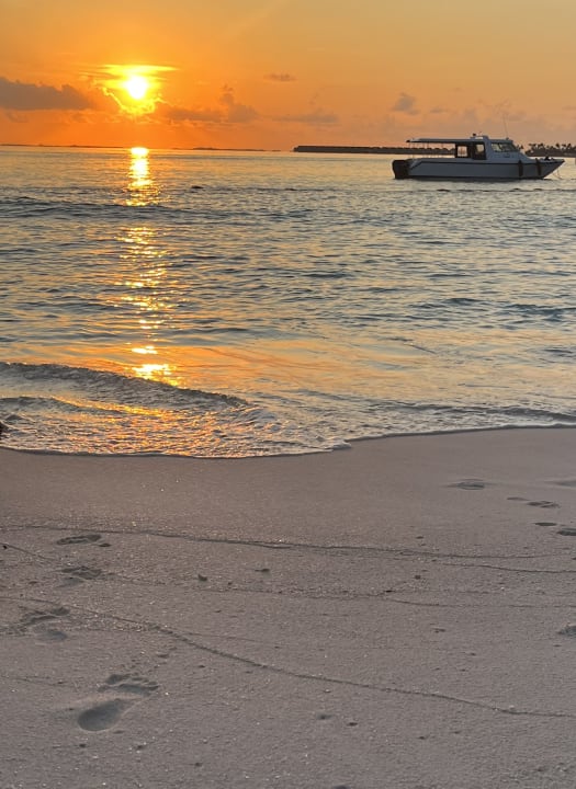 Strand Thulhagiri Island Resort