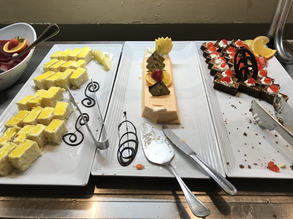 Gastro Three Corners Sea Beach Resort