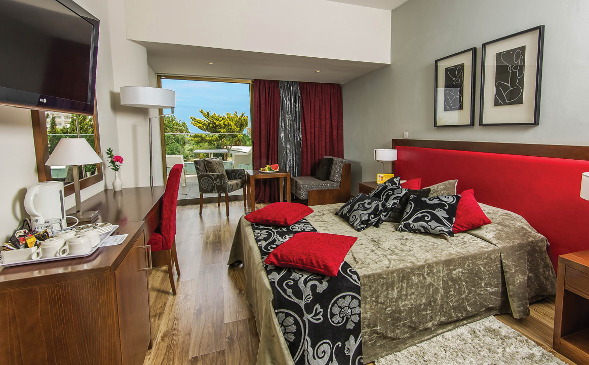 Zimmer Crystal Springs Beach Hotel