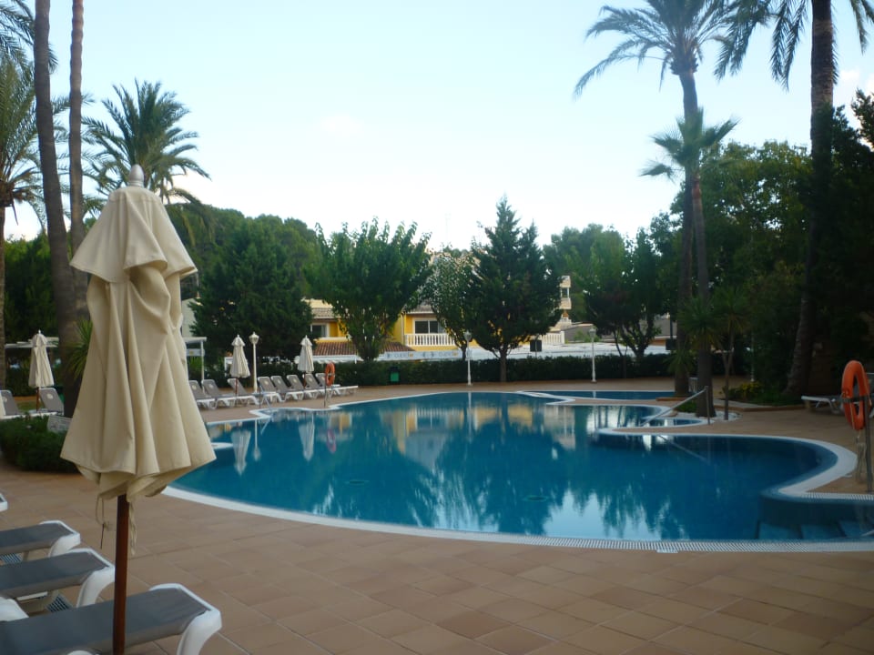 Gibt auch ein Innenhallenbad+Sauna+Fitnessraum Valentin Reina Paguera