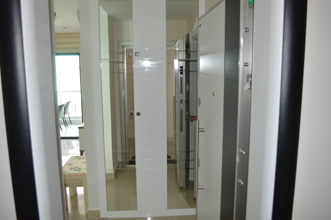 Apartment entrance Direct Beach Apartments