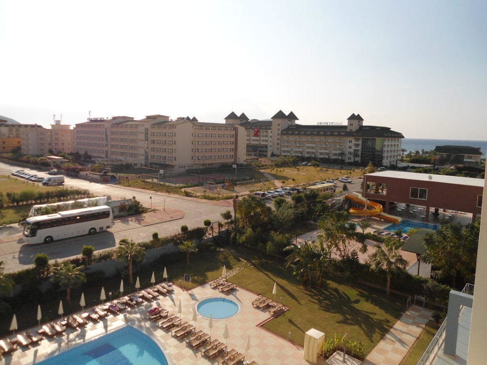 Widok z pokoju Solivia Hotel