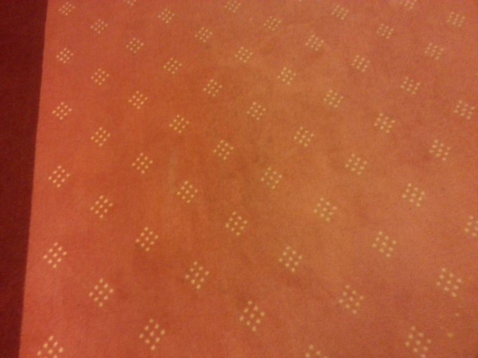 Verdreckte Teppiche auf den Fluren Hotel Das Ludwig