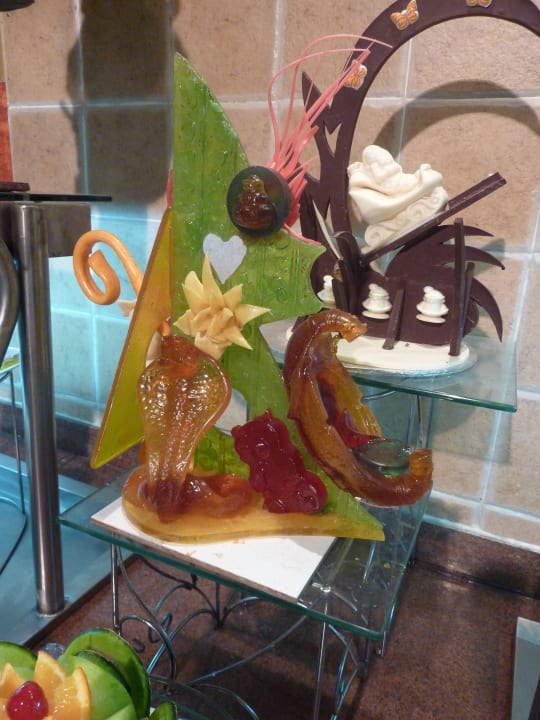 Presentation /Speißen Pickalbatros Alf Leila Wa Leila Resort - Neverland Hurghada