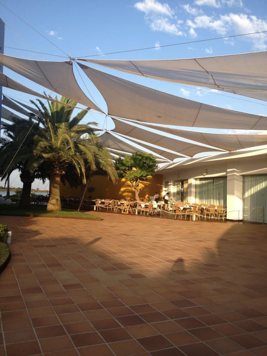 Aussenbereich Restaurant  Grand Palladium Select Palace Ibiza