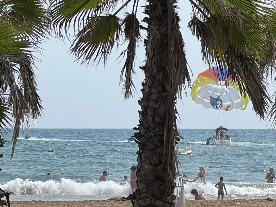 Strand Club Grand Aqua