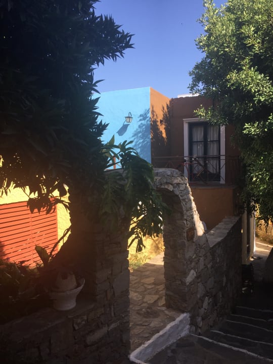 Gartenanlage Arolithos Traditional Cretan Village Hotel