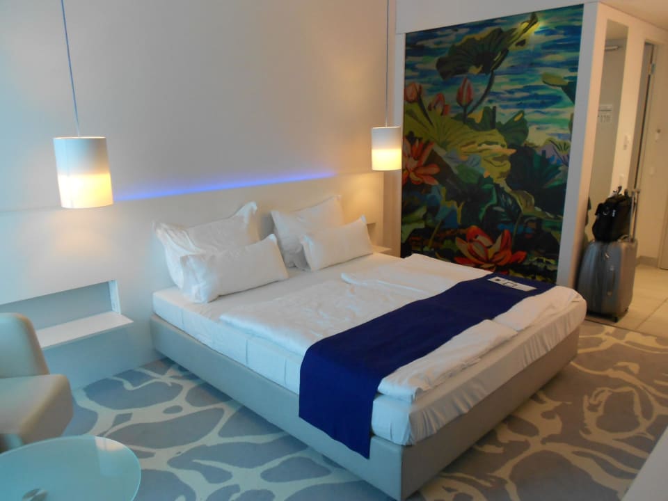 Bett art'otel cologne