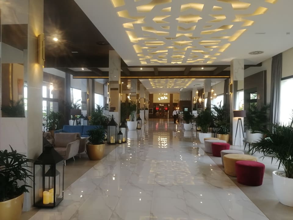 Lobby Hotel Riu Palace Boavista