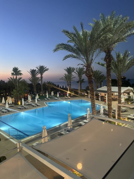 Pool Crystal Springs Beach Hotel