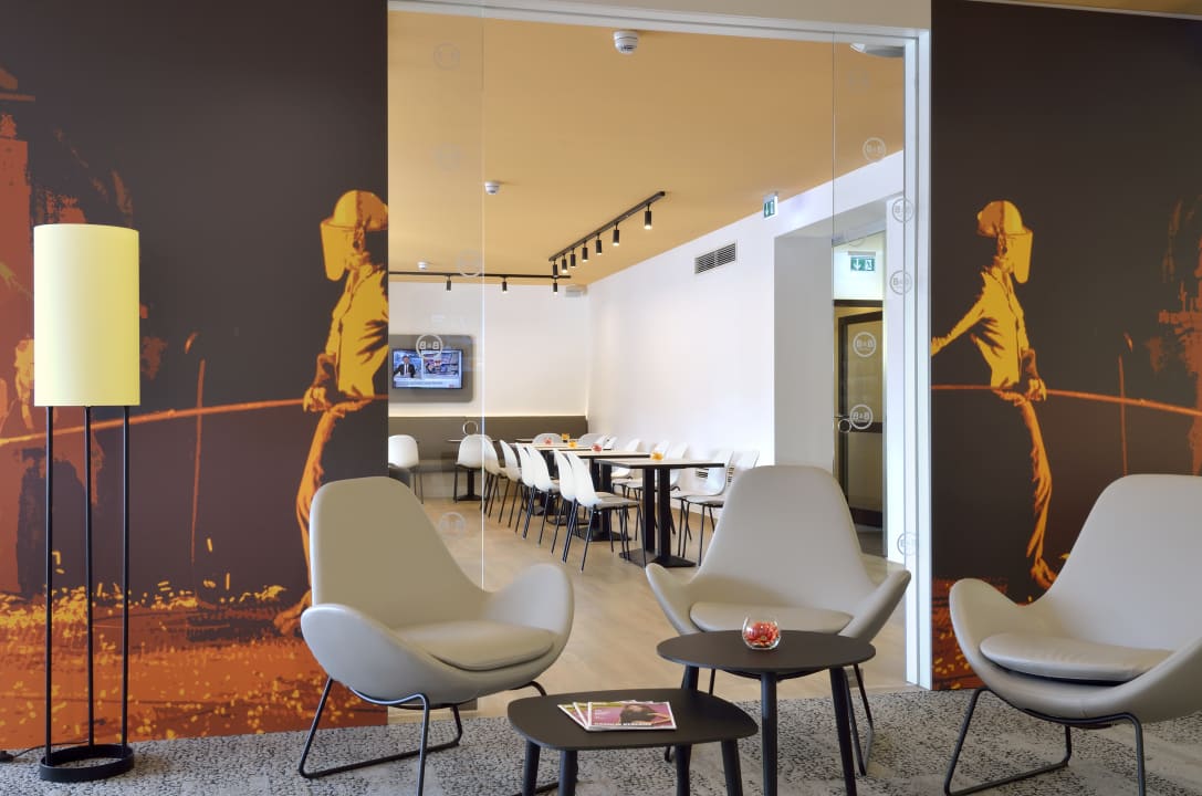 Lobby B&B HOTEL Essen-City
