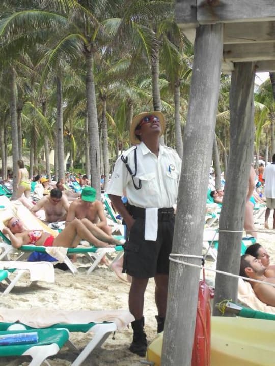 Security am Strand Hotel Riu Tequila