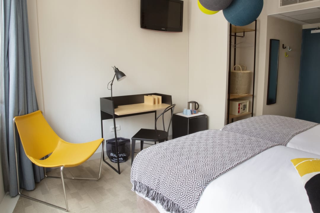 Zimmer Hotel Bootcamp by HappyCulture