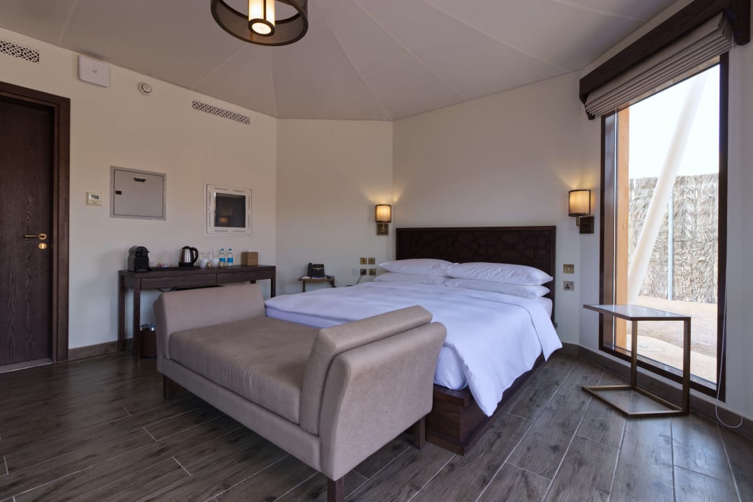 Zimmer Al Badayer Retreat by Sharjah Collection